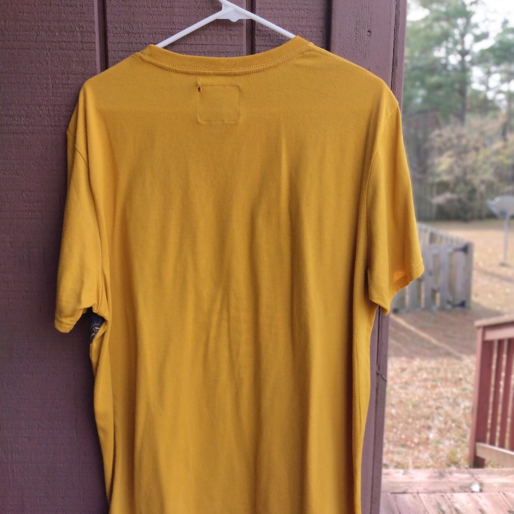 Yellow Floral Pattern shirt - Picture 2 of 3